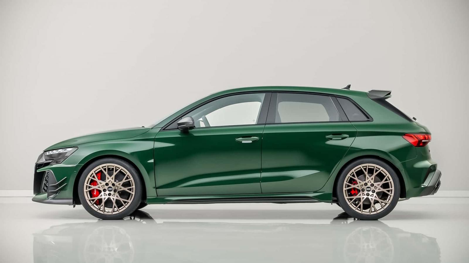 Το νέο Audi RS3 τιμά τον θρυλικό πεντακύλινδρο κινητήρα!